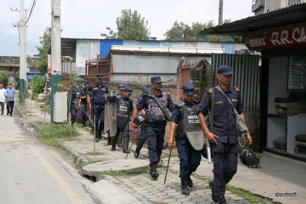 काठमाडौँका सडकबाट सेना हट्यो, प्रहरी ड्युटीमा फर्कँदै